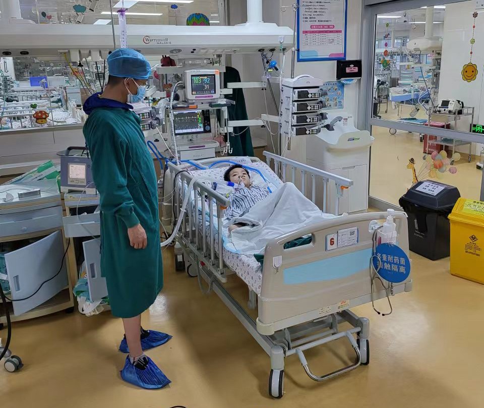 伊川县跨省救护车出租公司